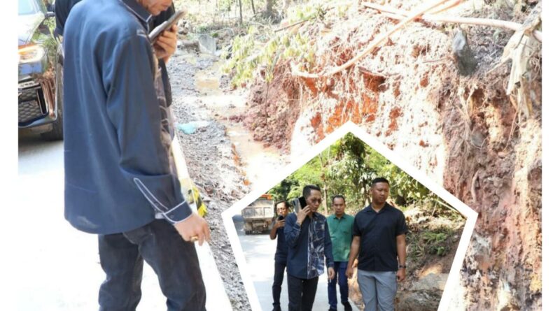 Amsakar Ahmad Tinjau Perbaikan Jalan di bawah Hotel Vista Amsakar Ahmad Tinjau Perbaikan Jalan di bawah Hotel Vista